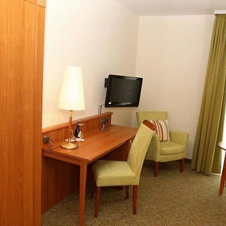 Landhotel Moellhagen Schulp bei Nortorf ภายนอก รูปภาพ